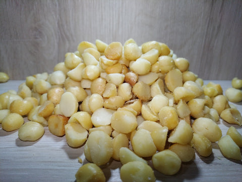 Macadamias Roasted and salted 80g 030150